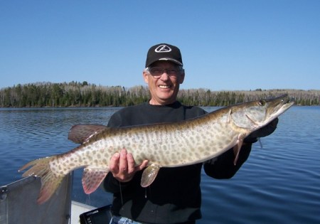 Arvid with first Muskie