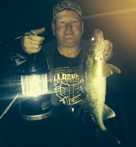 Jeff M 22 inch walleye